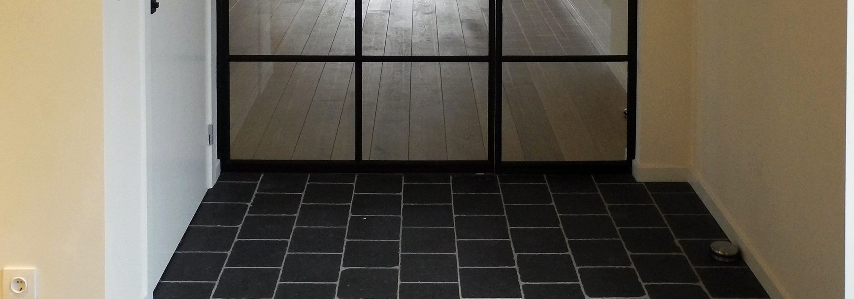 Realisatie in samenwerking met interieurarchitect Philip Thiry - 0477 24 22 14